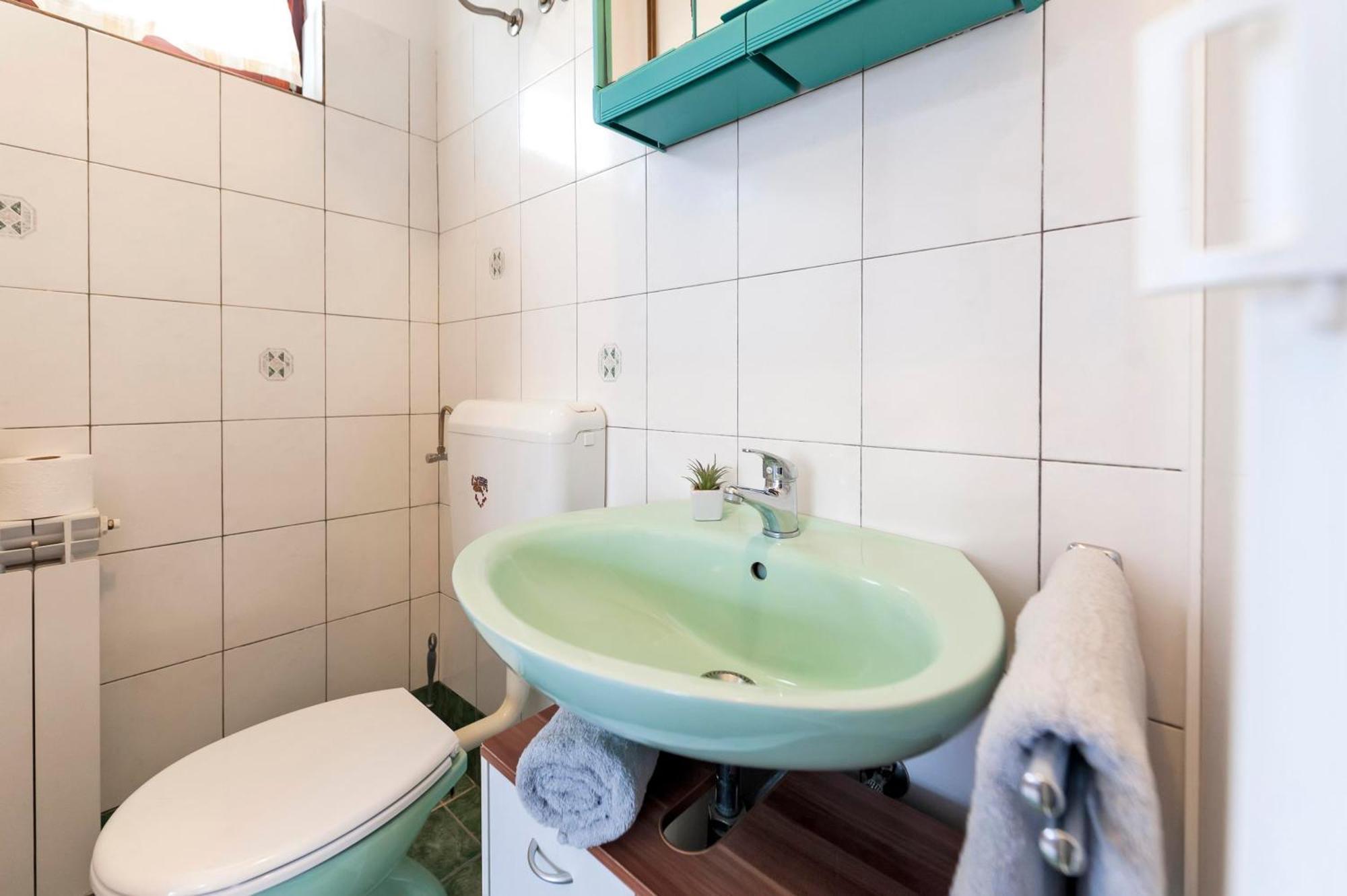 Apartments And Room Silvana Ровинь Экстерьер фото