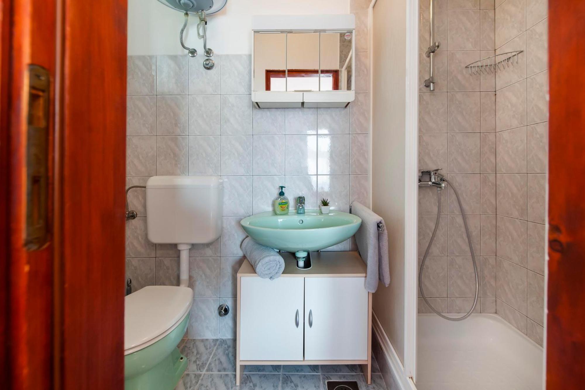 Apartments And Room Silvana Ровинь Экстерьер фото