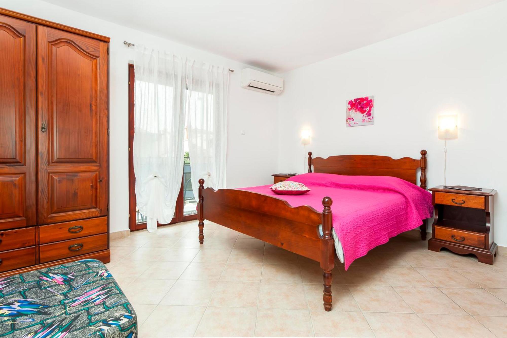 Apartments And Room Silvana Ровинь Экстерьер фото