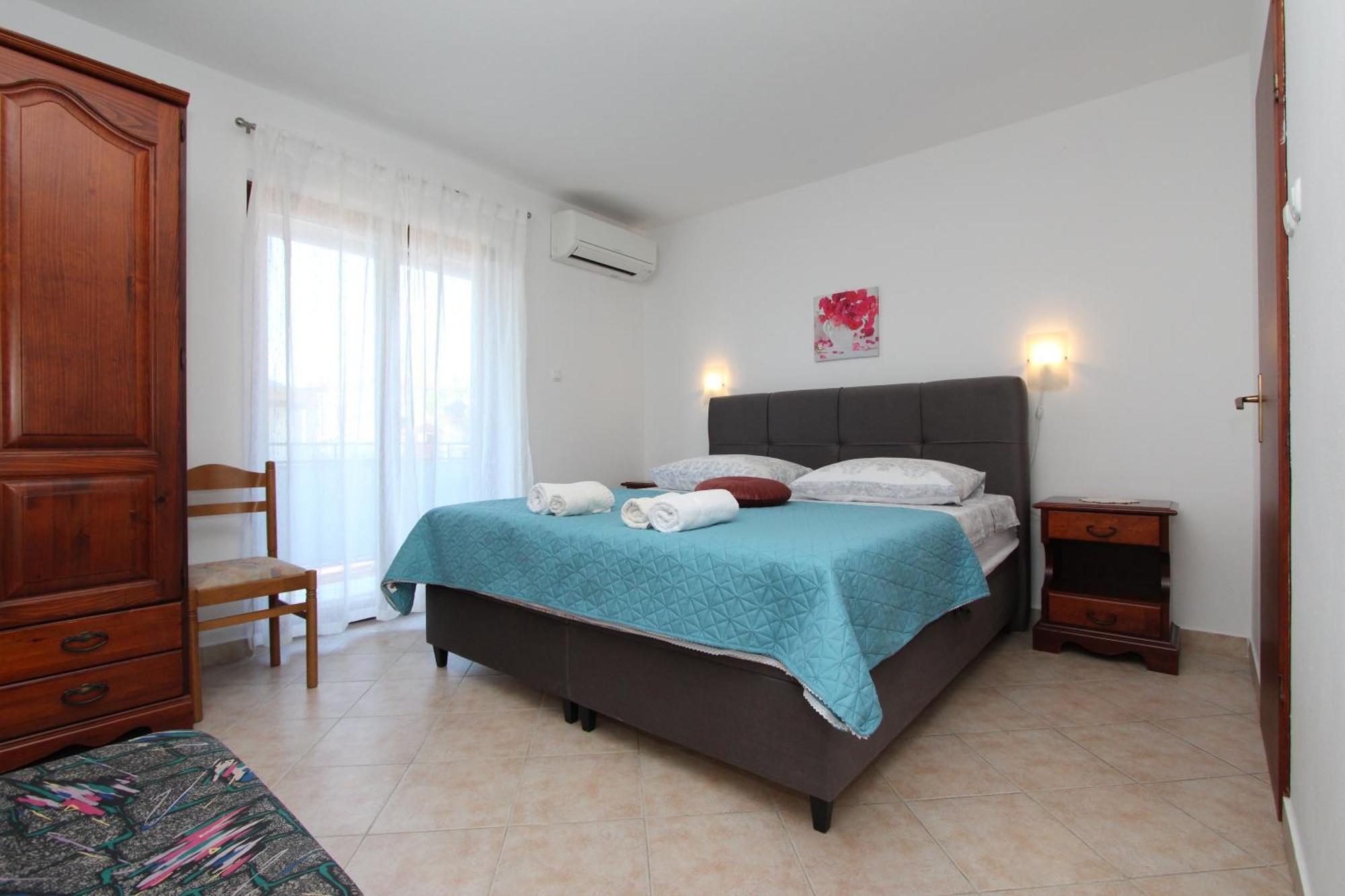 Apartments And Room Silvana Ровинь Экстерьер фото